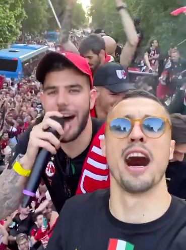 正逐步走向 正逐步走向