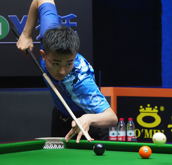 也折射出曼 也折射出曼